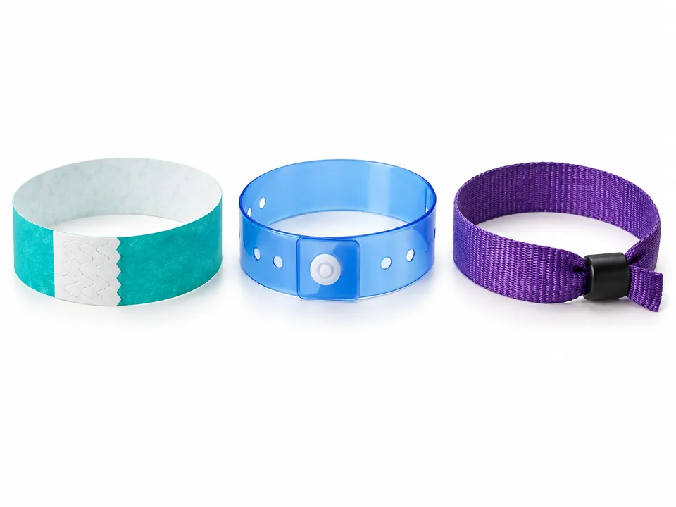 Tyvek, tela o silicona: qué pulsera elegir para tu evento